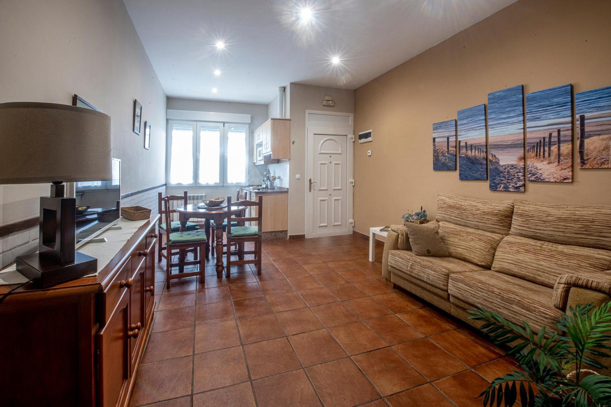 Apartamentos Turisticos La Flor Muros de Nalón المظهر الخارجي الصورة